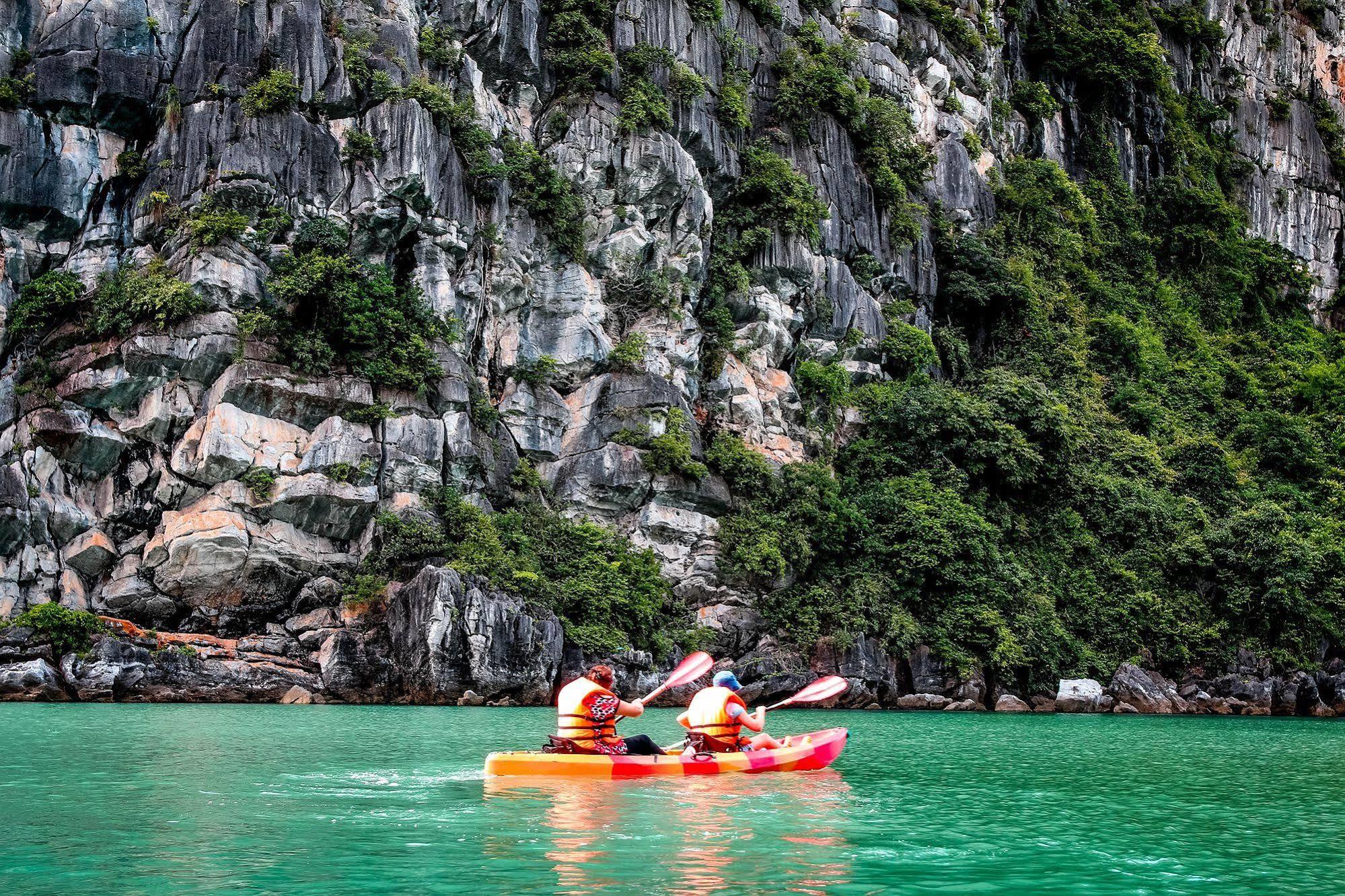 Signature Halong Cruise Χα Λονγκ Εξωτερικό φωτογραφία